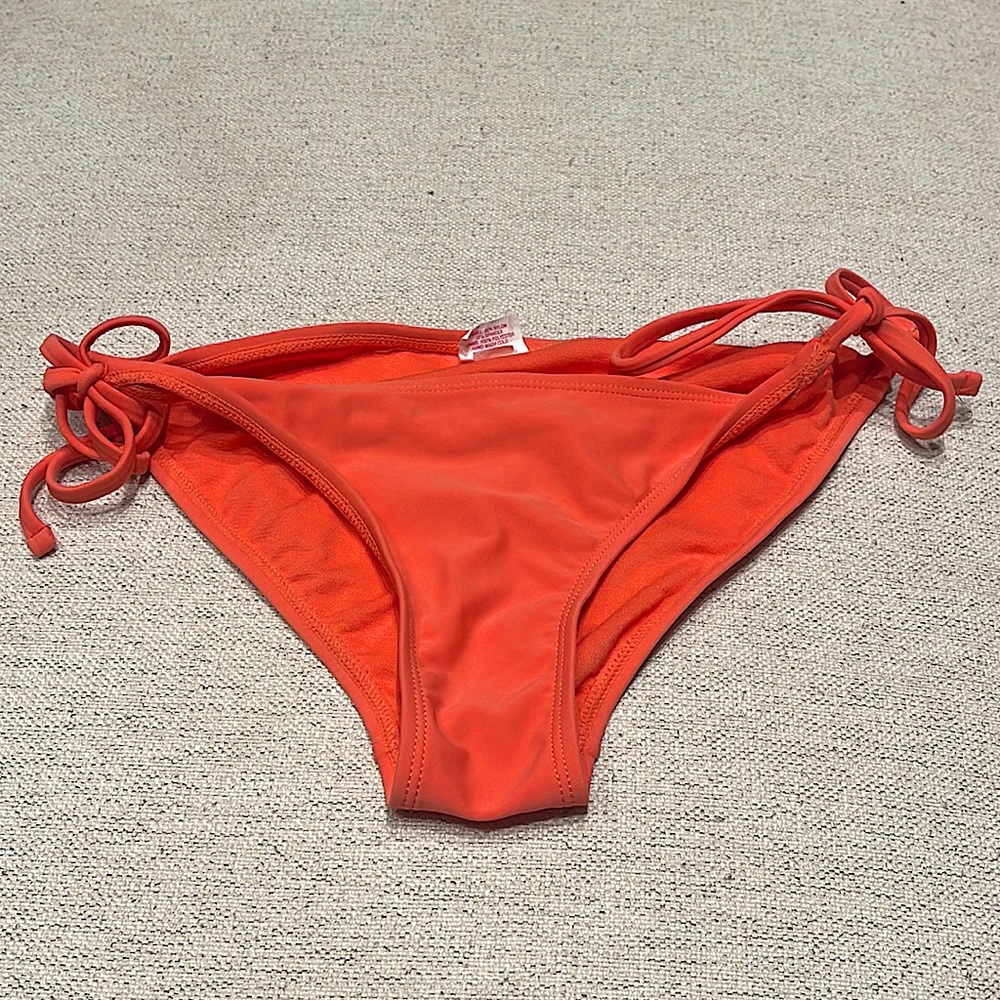 Coral Side Tie Adjustable Bikini Swim Bottoms - Size Small - Like New Condition